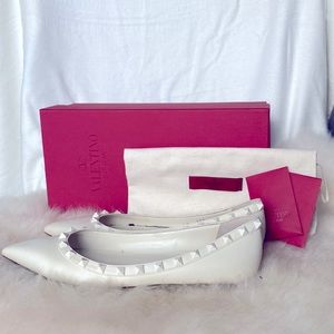 Valentino Garavani Rockstud Leather Ivory Flat 38